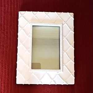 NWOT 5x7 pink frame